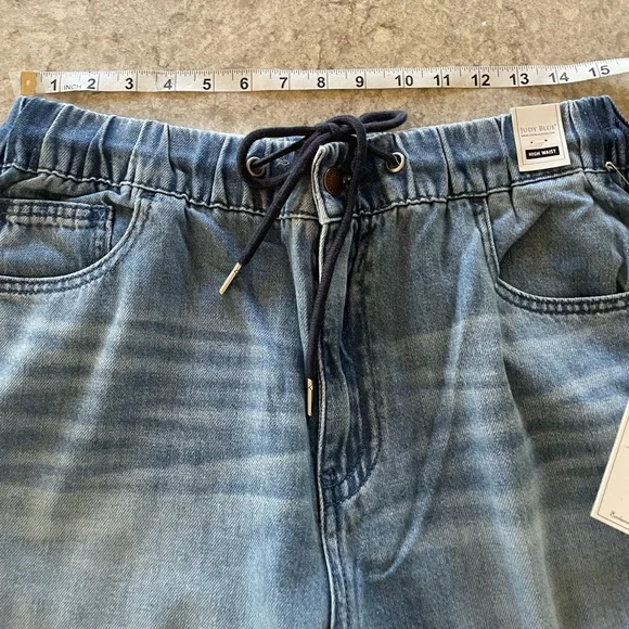 Judy Blue Medium Wash Wide Legged Relaxed  Drawstring Denim with Gold-Tip Cords - Picture 7 of 16